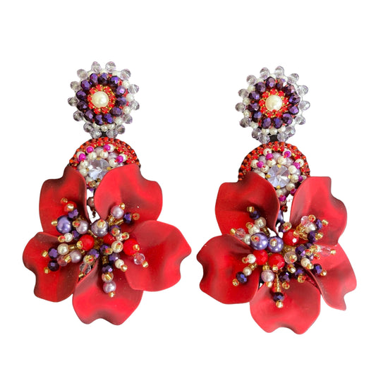 05. Elegant design of vibrant red flower earrings