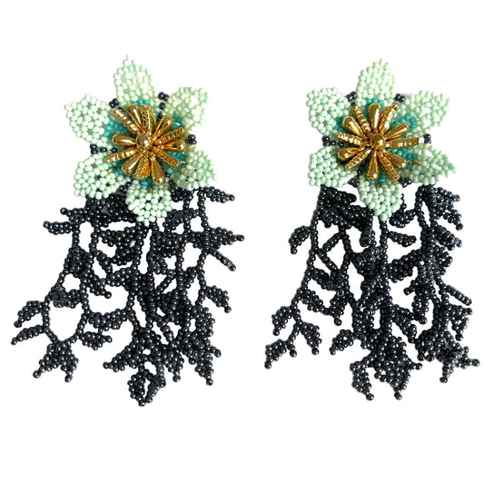 06. Green flower earrings with silver strips