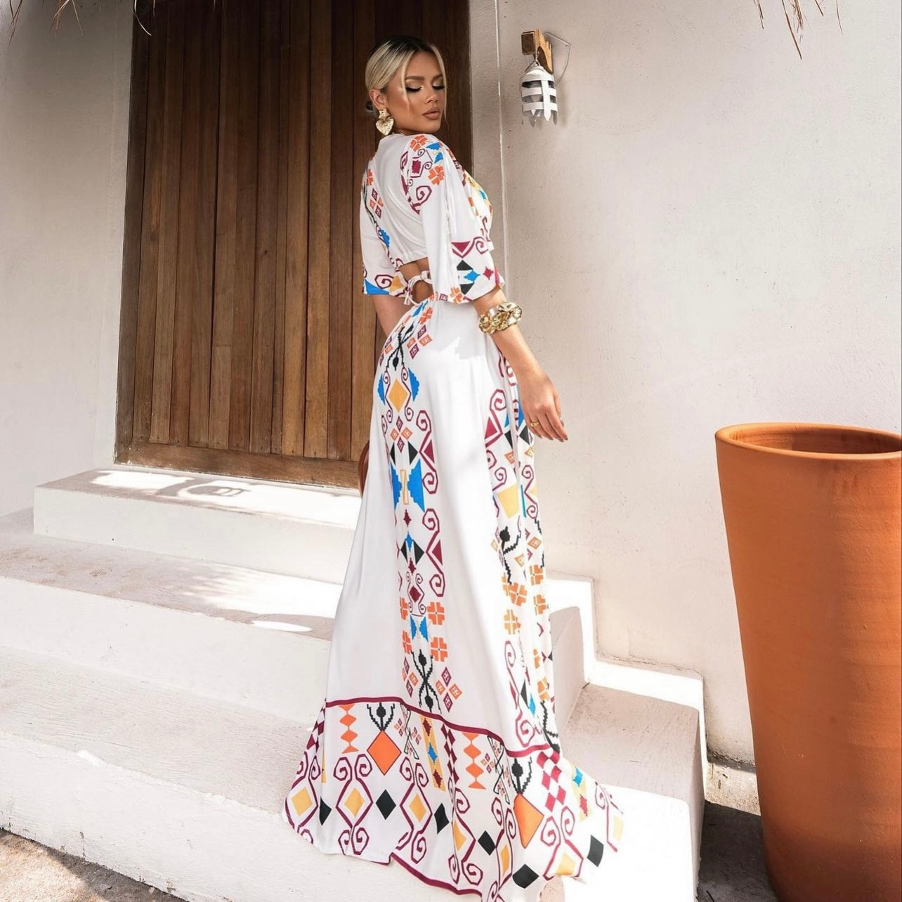 01. Long dress with long sleeves. white color with multicolor print